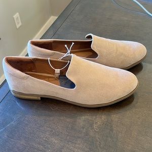 Universal Thread Loafers 9 Womens